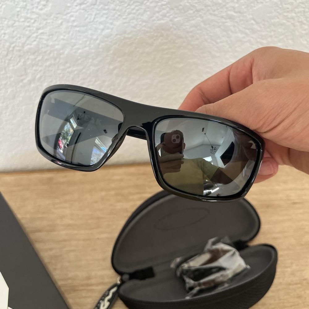 Wiley X Peak ACPEA01 Gloss Black Silver Flash Lens Near Mint w/ Case